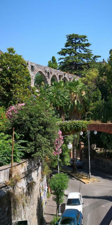 Casa Vacanze Archi Medievali Salerno Exterior photo